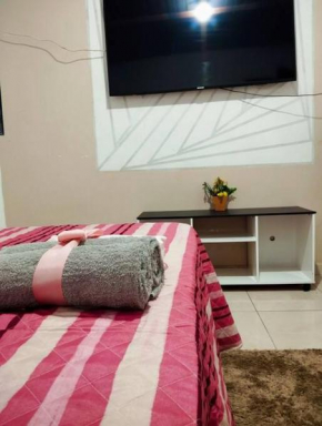Kitnet inteira para casal